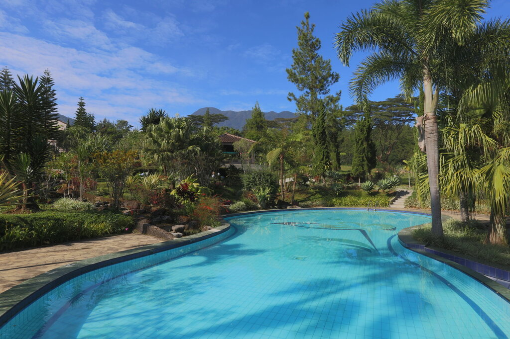 Pesona Alam Resort & Spa