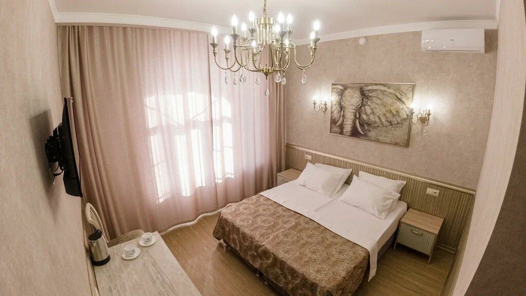Diamond Hotel