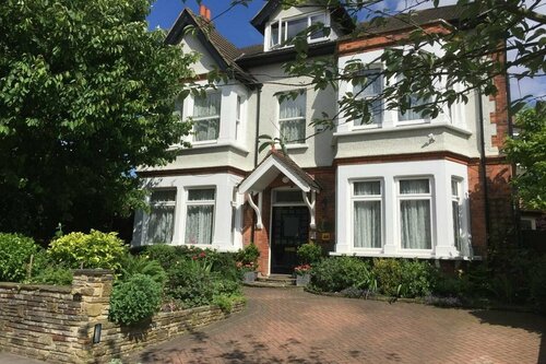 Croham Park Bed & Breakfast, Забронировать Отель «постель и завтрак» Кройдон Большой Лондон