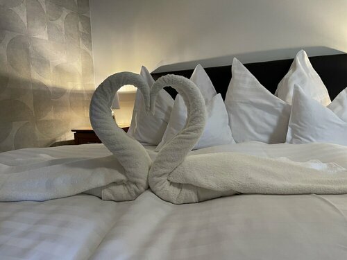 Отель Aqua Sarvar, Забронировать Отель Отели Шарвар 3 звезды, 3*