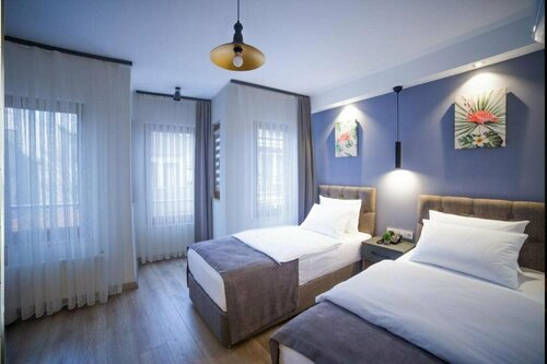 Set Özer Hotel, Забронировать Отель Чанаккале Меркез Чанаккале, рядом с Зеркальный базар