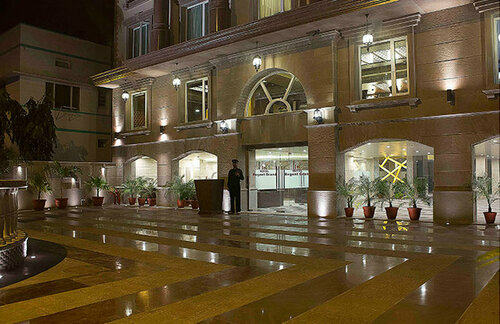 Hotel Regent Grand, Забронировать Отель Карол-Бах 