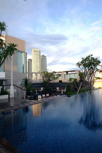 Icon Hotel, Book Hotel Hotels in Jakarta Province with Parking, Parking