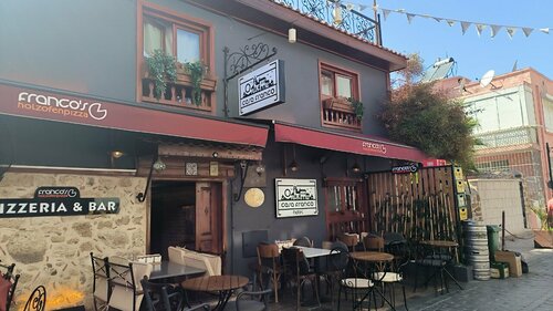 Casa Franco Old Town, Забронировать Бутик-отель Калеичи 