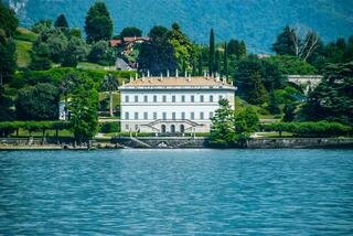 Sheraton Lake Como Hotel, Забронировать Отель Комо Озеро Комо, рядом с Выставочный и конгресс-центр Villa Erba