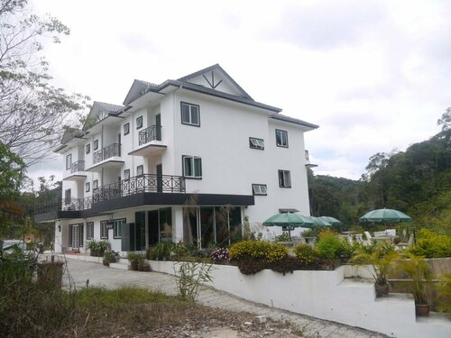 Eight Mentigi Guest House, Réserver Maison d'hôtes Tanah Rata 