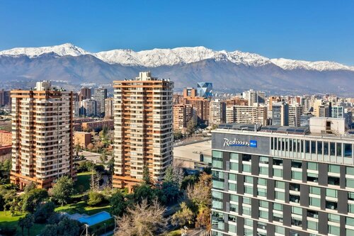 Radisson Blu Plaza El Bosque Santiago, Забронировать Отель Отели Столичного региона Сантьяго с парковкой, Парковка