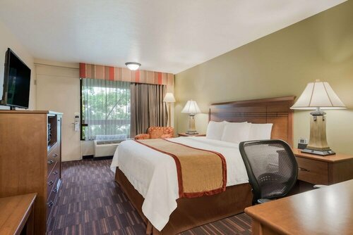 Best Western Town and Country Inn, Забронировать Отель Сидар-Сити Iron County, рядом с Эклс Колисеум