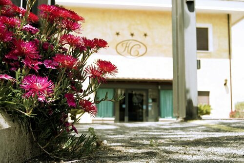Hotel California, Забронировать Отель Аричча Кастелли Романи