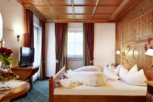 Garni Villa Angela, Забронировать Отель Майрхофен Майрхофен - Хиппах