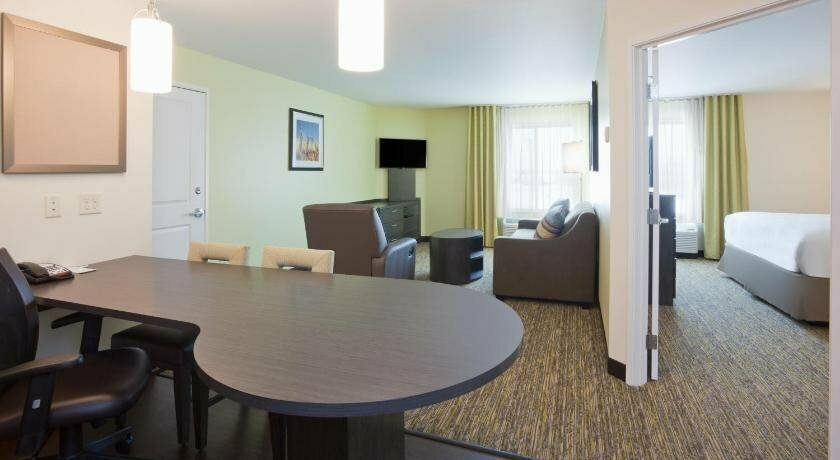 Candlewood Suites