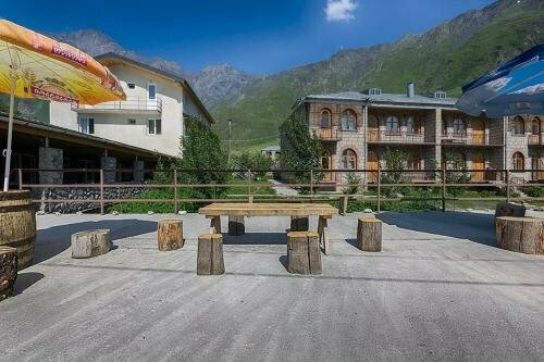 Hotel Nini, Забронировать Отель Недорогие отели Казбегский муниципалитета, недорого