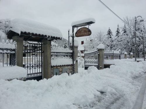 Albergo del Sangro, Забронировать Отель Отели Abruzzo Ski с парковкой, Парковка