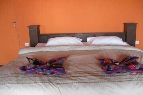Camp SanFrancisco Guest House, Prenota Affittacamere Hotel a Lagos con parcheggio, Parcheggio