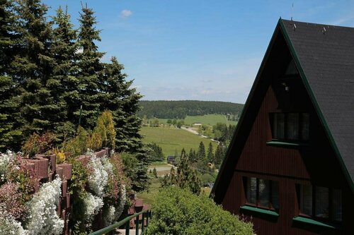 Haus am Berg - Pension direkt am Skihang, Забронировать Отель Обервизенталь Ore Mountains