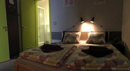 Hostel Chic, Забронировать Хостел Хостелы Загреба, рядом с Собор Загреба, Хостел