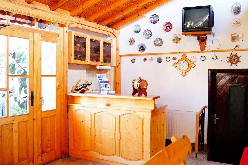 Chrystal Guest House Къща за гости Кристал