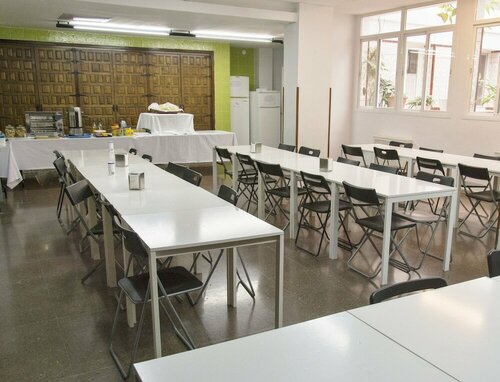 Residencia de Estudiantes Cádiz Centro, Забронировать Гостевой дом Гостевые дома Кадиса, рядом с Церковь Сан-Антонио, Гостевой дом