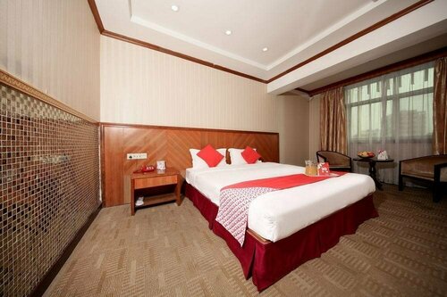 OYO 8027 Li Hu Business Hotel, Rezervovat Hotel Longwancun Guangdong