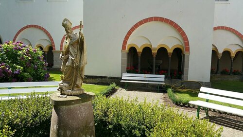 Gästehaus der Abtei Sayn, Забронировать Отель Бендорф Долина Среднего Рейна