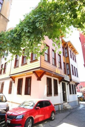 Grand Almira Hotel, Забронировать Отель Фатих Стамбул, рядом с Цистерна Феодосия