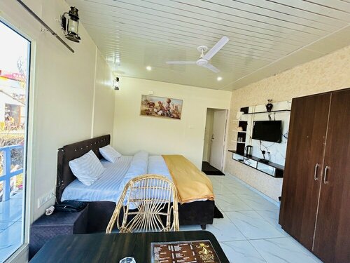 IN APPLE ESTATE KANATAL - Himalayan View Resort with Courteous Staff, Забронировать Отель Канатал штат Уттаракханд