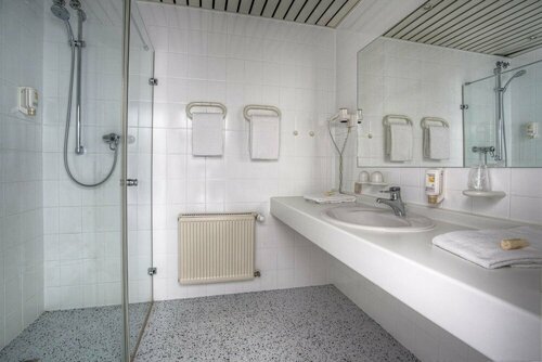 Euro Park Hotel Hennef, Забронировать Отель Хеннеф 