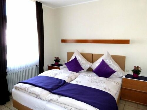 Hotel Rath, Забронировать Отель Швальмталь Lower Rhine