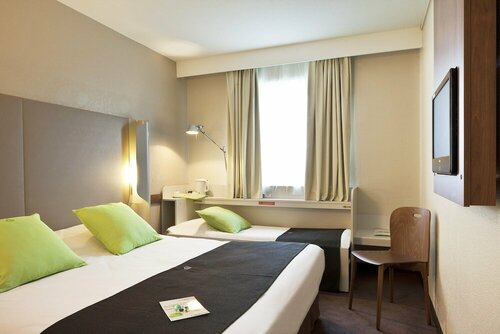 Campanile Villejust - za Courtaboeuf, Book Hotel Villejust Essonne