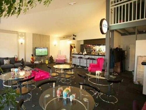 LEscadrille, Rezerwuj Hotel Mérignac Charente-Maritime