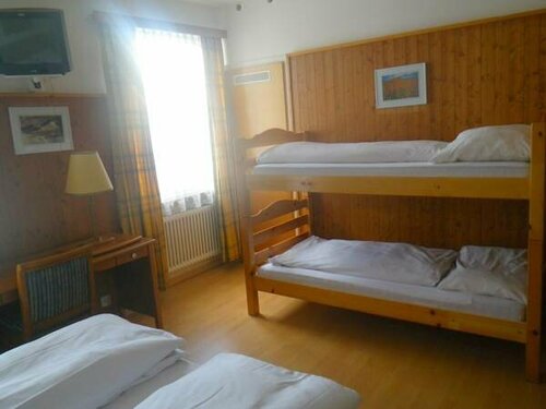 Hotel Rheinfall, Забронировать Отель Нойхаузен-ам-Райнфалль Шаффхаузен