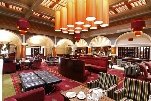 The Royal Hotel Hull, Забронировать Отель Отели Кингстон-апон-Халл с парковкой, рядом с Плавучий маяк Сперн, Парковка