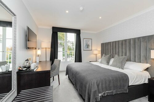Gorse Hill Hotel, Забронировать Отель Бизнес-отели Западного Суссекса, 4* 5*