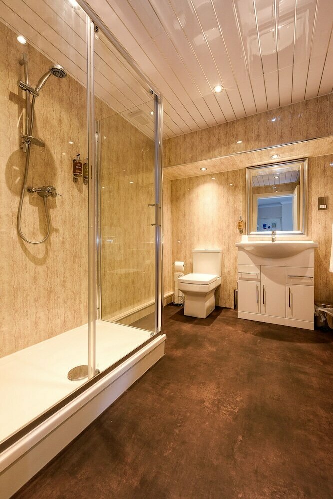 Lennox Lea Hotel