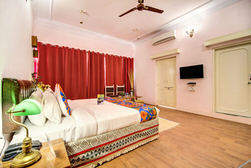 Hotel Pulse Inn- Near Jaipur Railway Station, Забронировать Отель Джайпур Jaipur Region