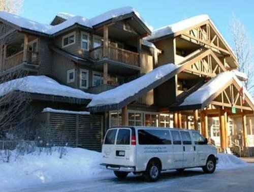 Riverside Resort, Book Ferieresort Hoteller i Whistler med parkering, Parkering