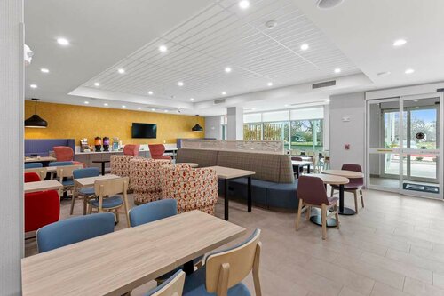 Home2 Suites By Hilton Lake Jackson, Varaa Hotelli Hotellit Lake Jackson aamiaisella, Aamiainen