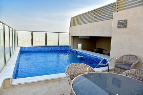 Lian Park Hotel