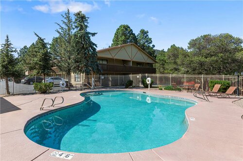 Best Western Pine Springs Inn, Забронировать Отель Руидозо Нью-Мексико