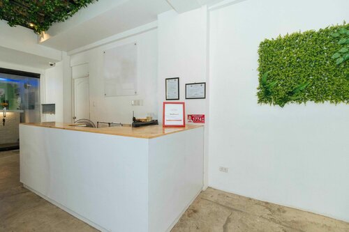 RedDoorz Plus at Boni Avenue Mandaluyong, Забронировать Отель Мандалуйонг Национальный Столичный регион