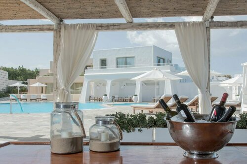 Knossos Beach Bungalows Suites Resort & Spa, Забронировать Курортный отель Коккини-Хани Центральный Крит, рядом с Пляж Таласса Конаки