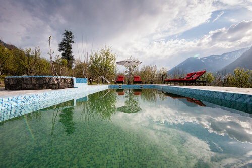 Larisa Resort Manali, Забронировать Отель Отели Хариспур с парковкой, Парковка