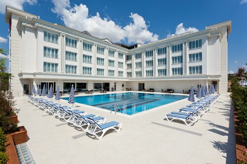 Mercia Hotels & Resorts, Забронировать Курортный отель Кючюкчекмедже Стамбул