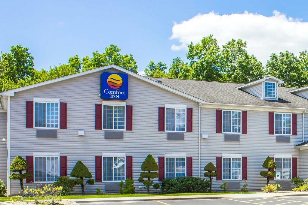 Comfort Inn Guilford near I-95
