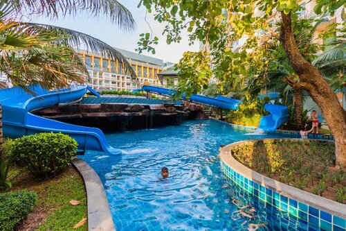 Laguna Beach Resort 2 Studio Condo Pattaya, Забронировать Курортный отель Центральная Паттайя 