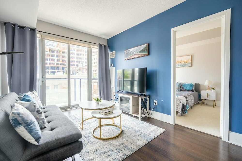 Beautiful Condos In Heart of Downtown