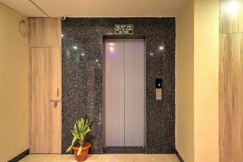 Capital O 16970 Hotel Mahal, Забронировать Отель Махипалпур Нью-Дели
