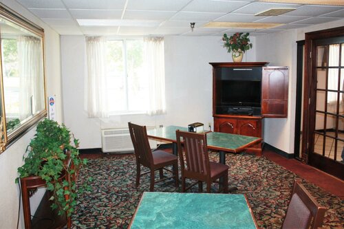 Baymont by Wyndham Jonesboro, Забронировать Отель Джонсборо Арканзас, рядом с Arkansas Continued Care Hospital