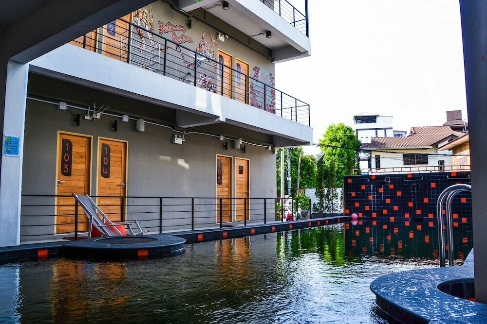 Brick House Hostel Chiang Mai