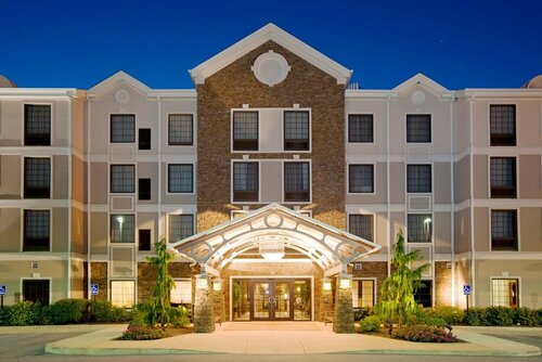 Staybridge Suites Indianapolis-Airport by IHG, Забронировать Отель Плейнфилд Индиана